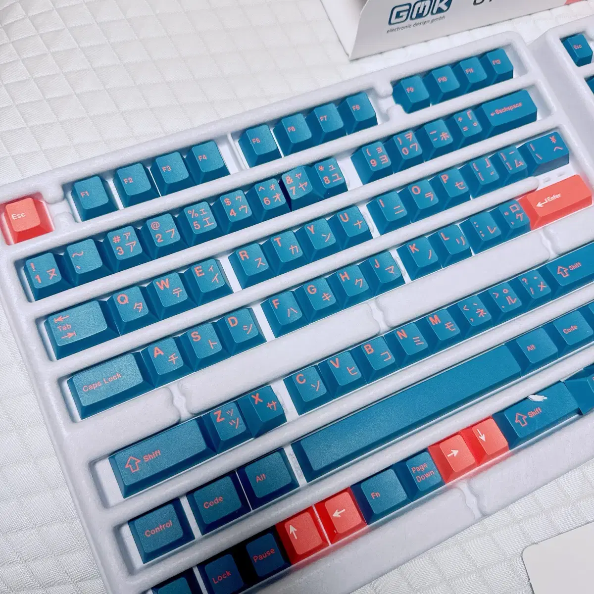 Gmk bento r2 revival 키캡