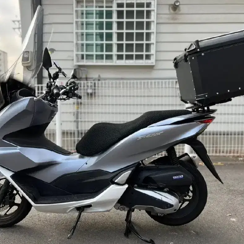 Pcx21년식 ABS 알루미늄 탑박스