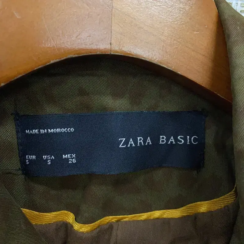 자라 ZARA 여자 레오파드 트렌치 코트 85 A08518