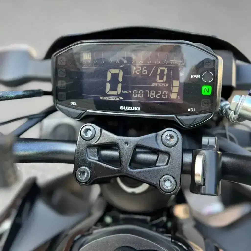 Gsx-s125 21년식 7000km무꿍 무슬립 신차컨디션