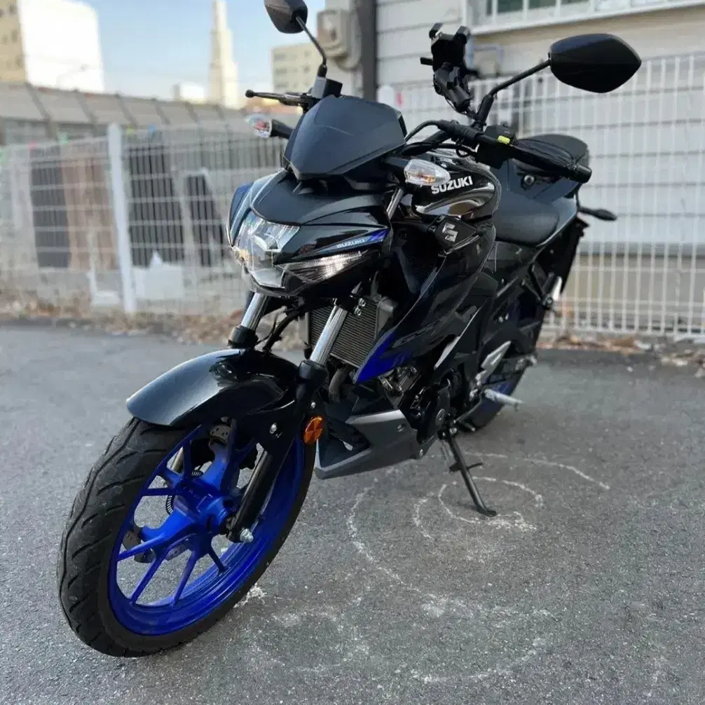 Gsx-s125 21년식 7000km무꿍 무슬립 신차컨디션