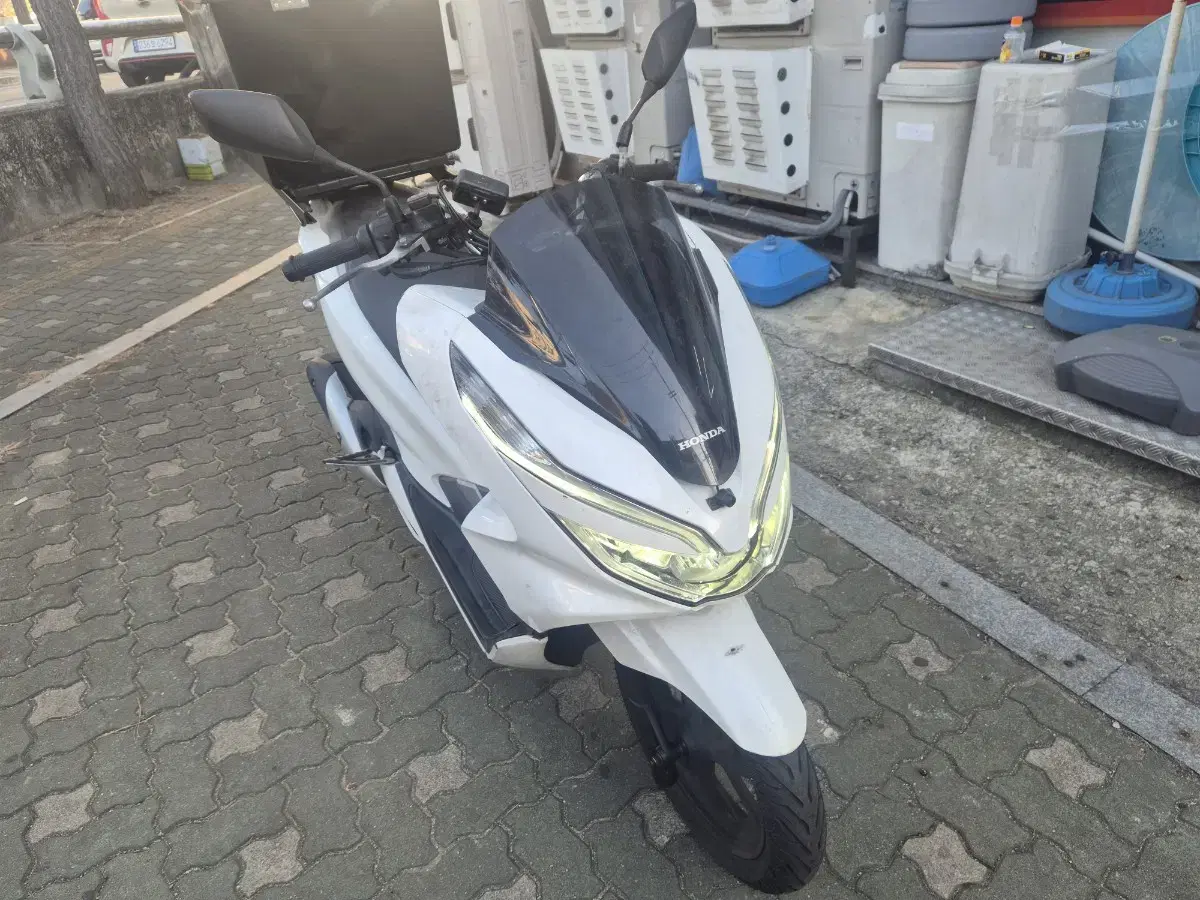 20년식 더뉴pcx125 팝니다