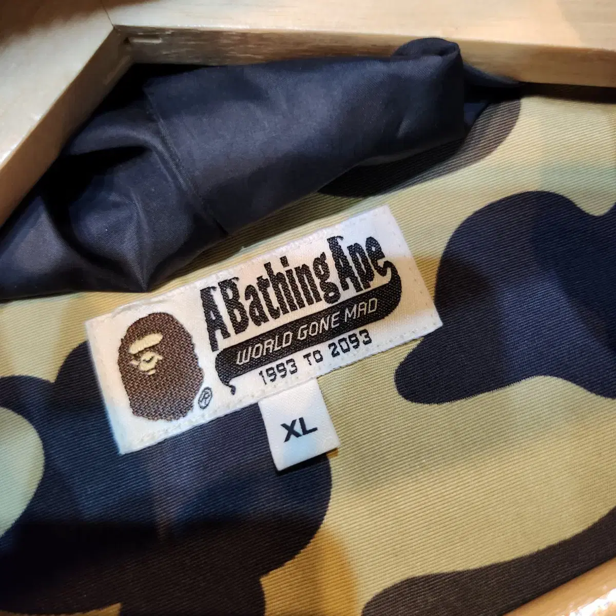 신년할인)Bape 베이프 1st 카모 다운 패딩 XL