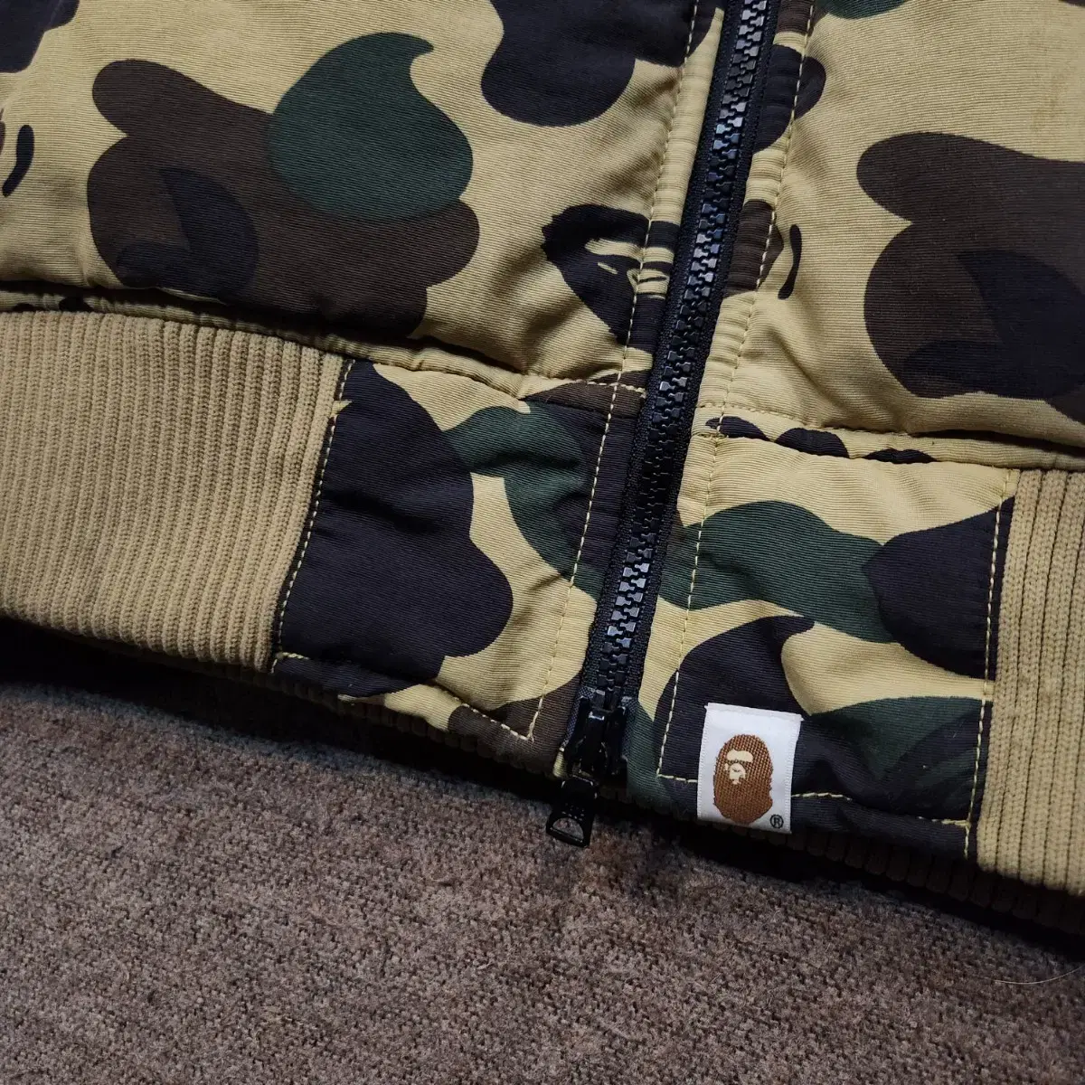 신년할인)Bape 베이프 1st 카모 다운 패딩 XL