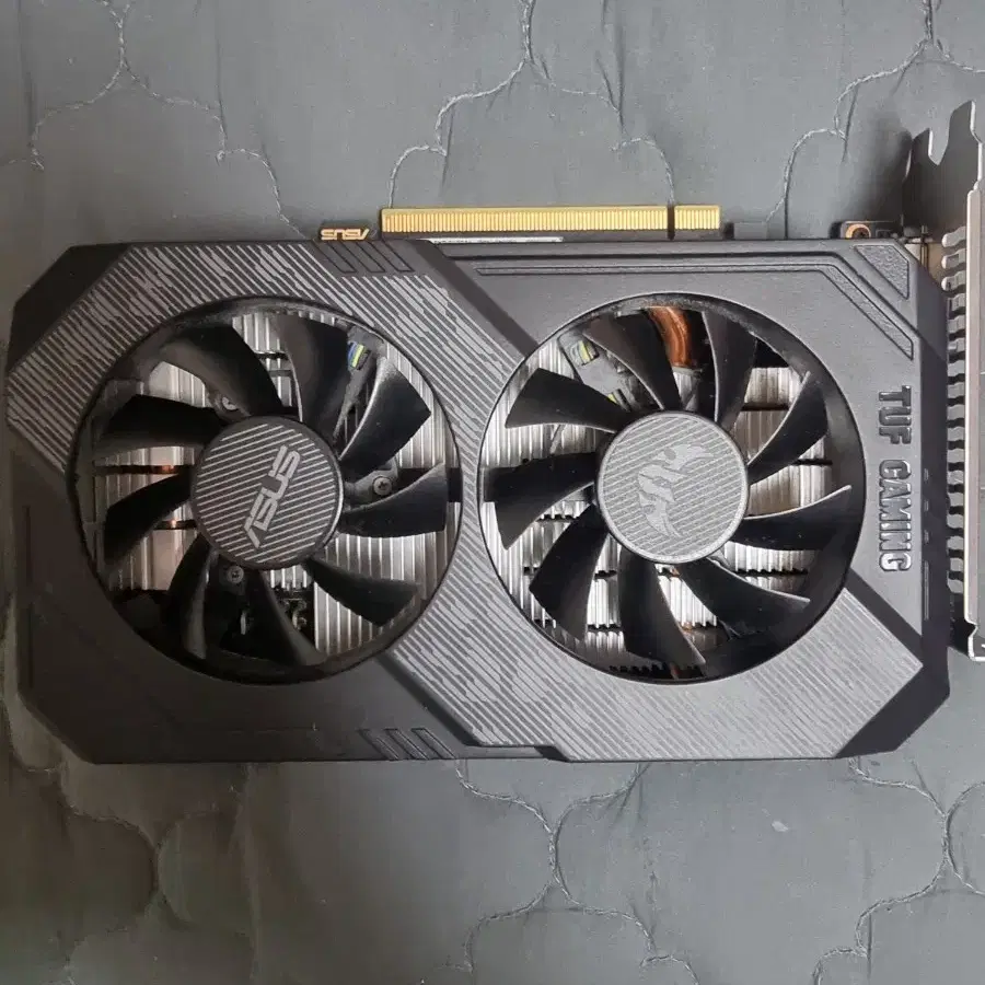 지포스 asus GTX1660 SUPER 판매합니다 (급처)