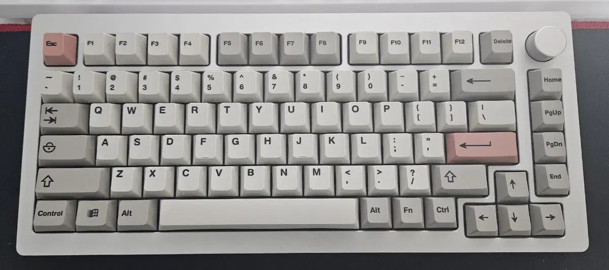 M1W custom mechanical keys