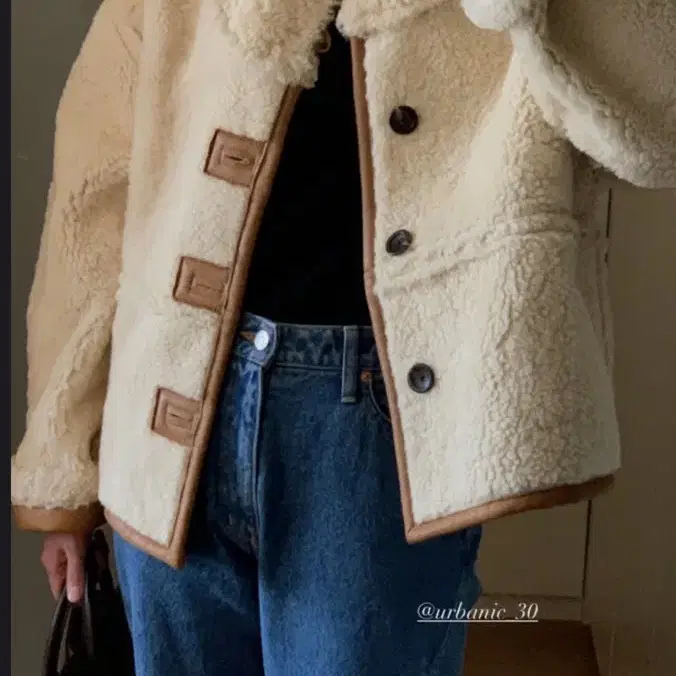 새상품 얼바닉30 양가죽 무스탕 retro shearling jacket