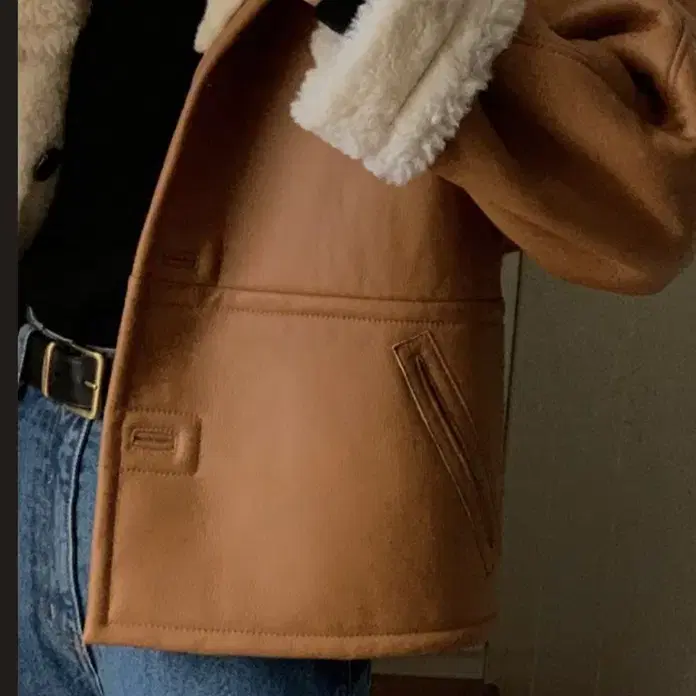 새상품 얼바닉30 양가죽 무스탕 retro shearling jacket