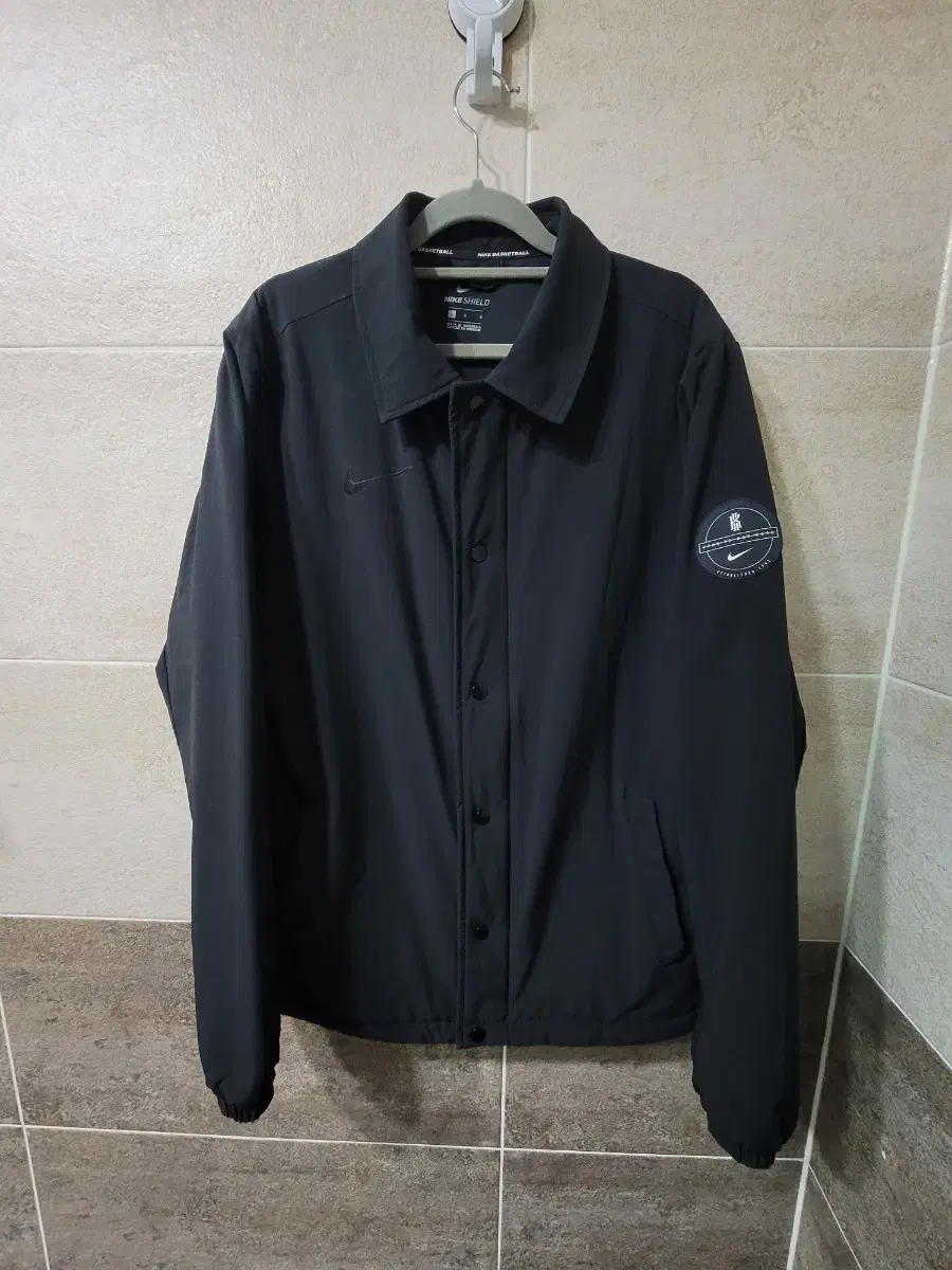 Nike Kai Ri Jacket size L (100)