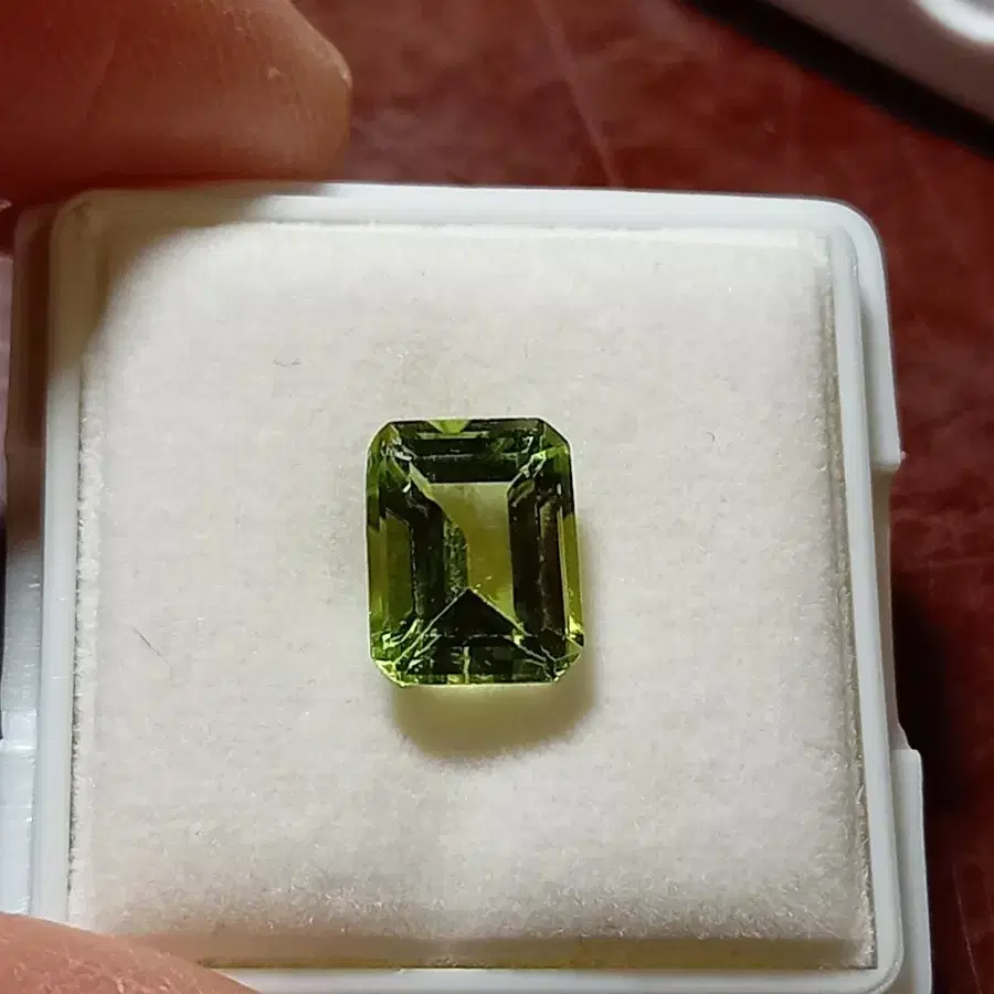 천연 페리도트 2.15ct