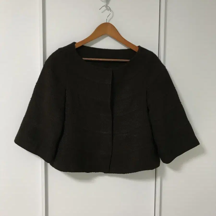 vintage brown short jacket