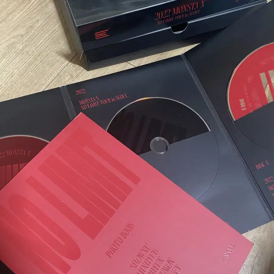 몬스타엑스 팬콘 DVD, 키트