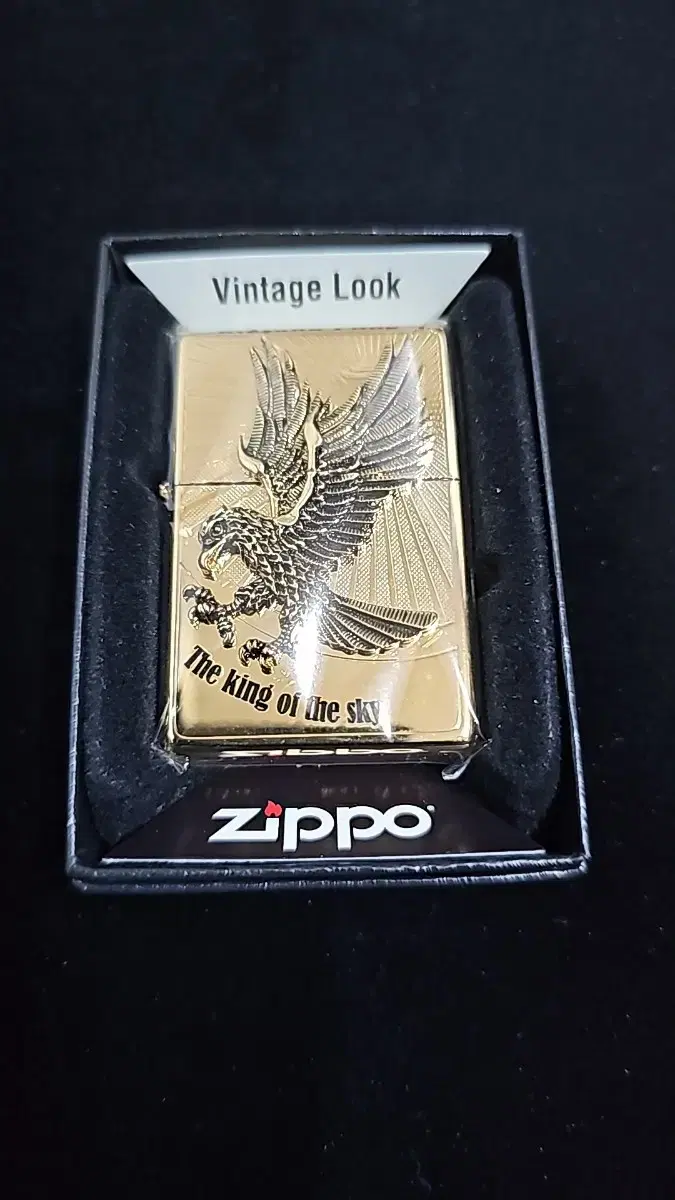 (New) Zippo THE KING OF THE SKY GD Genuine