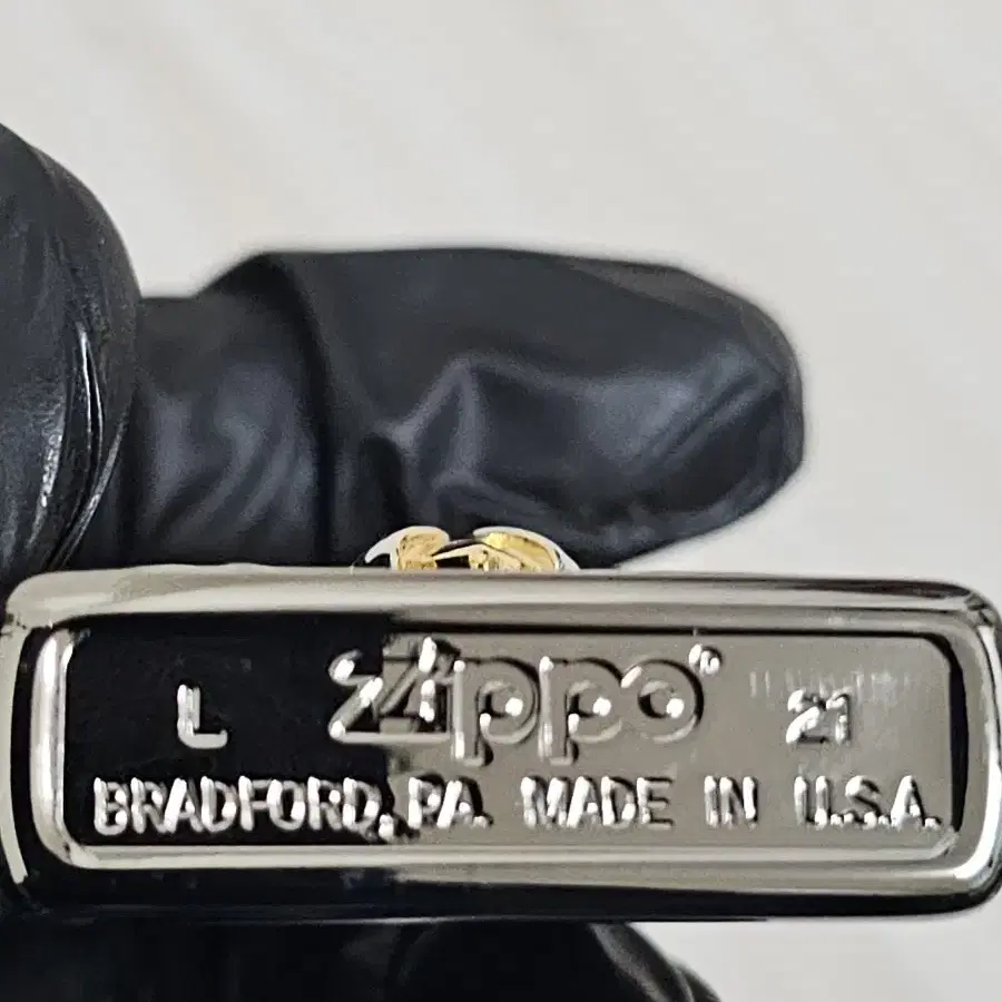 (새상품) 지포 Zippo PRAY EMBLEM BK 정품