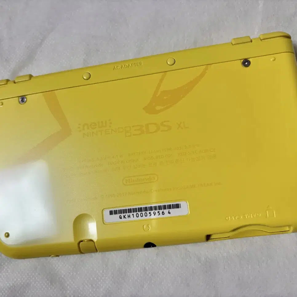 닌텐도 3dsxl 피카츄에디션 s급