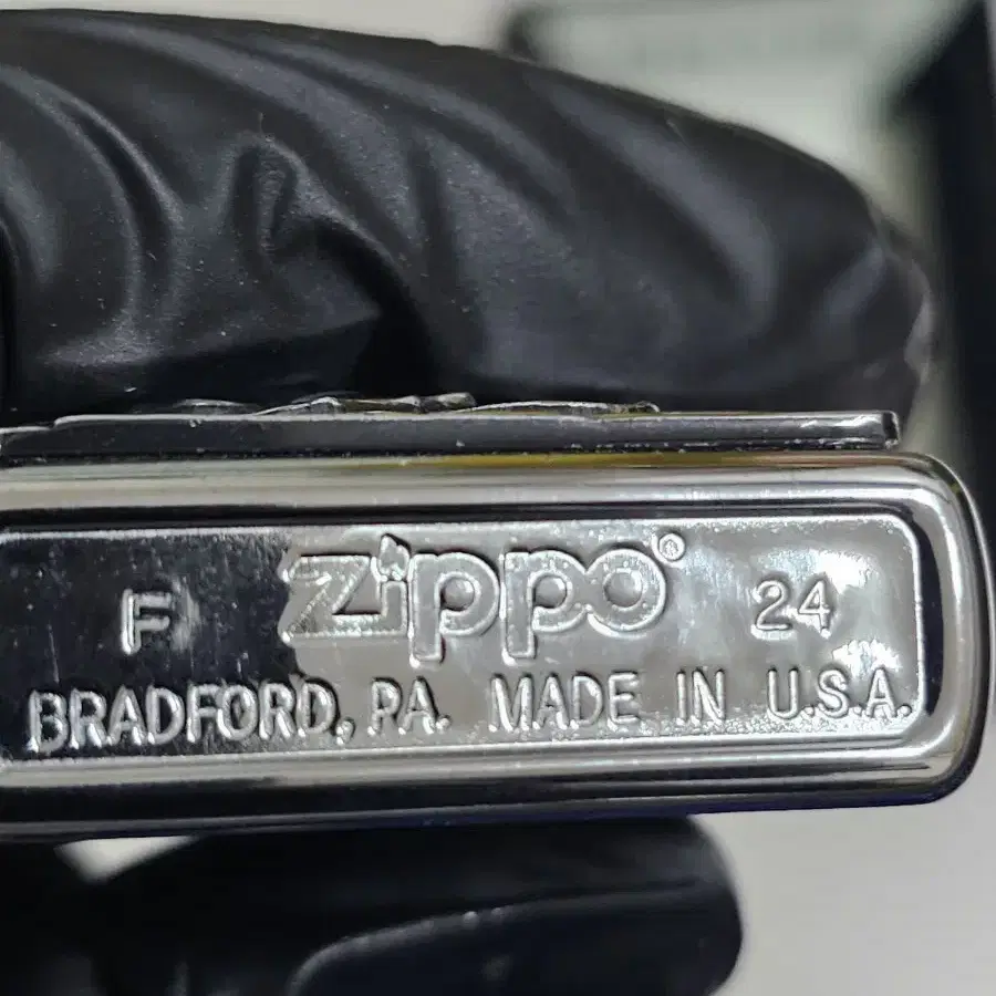 새상품 DIY만한 zippo 200 REG BRUSH FIN CHROME