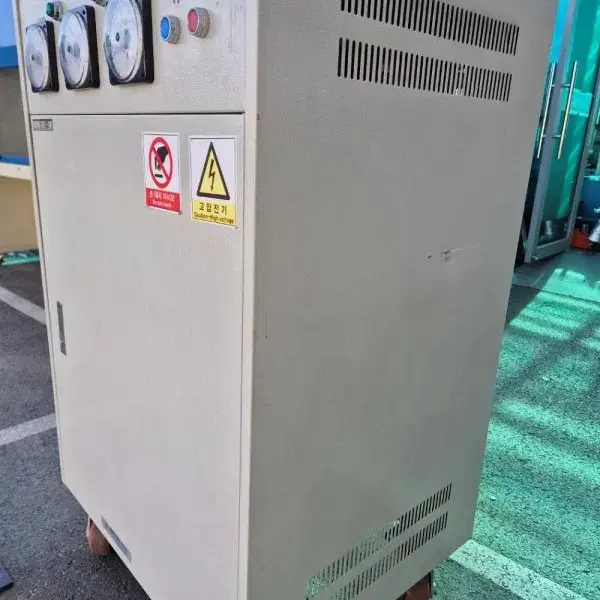 삼풍파워 AVR 자동전압조정기 30KVA 삼상(380V/380V)