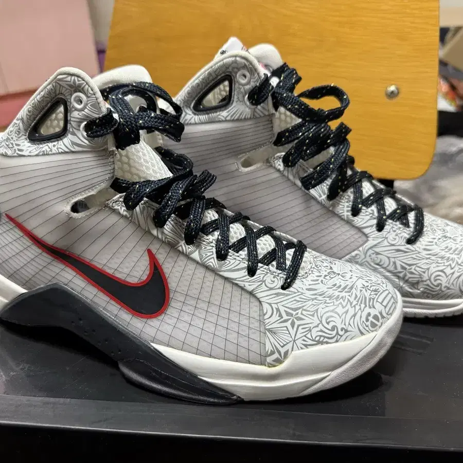 Nike hyperdunk  285