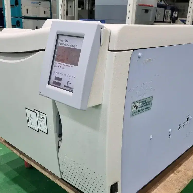 PerkinElmer Clarus 680 Gas Chromatograph