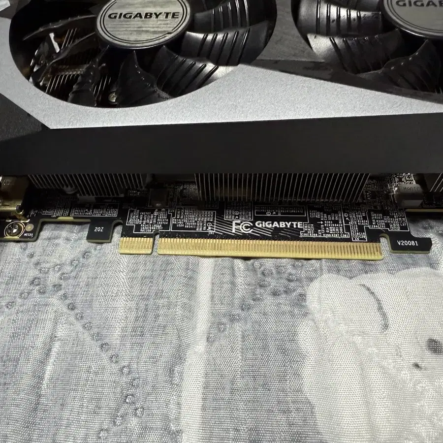 기가바이트 RTX3070 그래픽카드 판매합니다