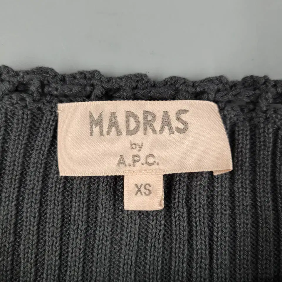 MADRAS by A.P.C. 마드라스 바이 아페쎄 차콜 레이스 라이닝