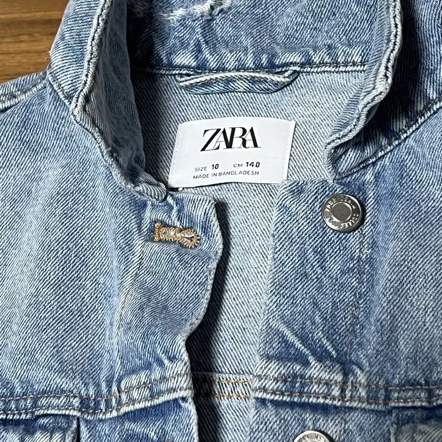 ZARA 키즈 청자켓 사이즈140