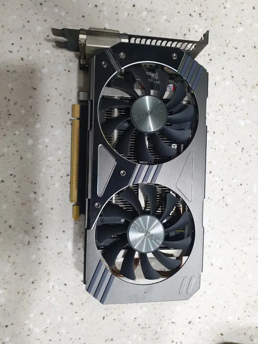 조탁 gtx960 그래픽카드