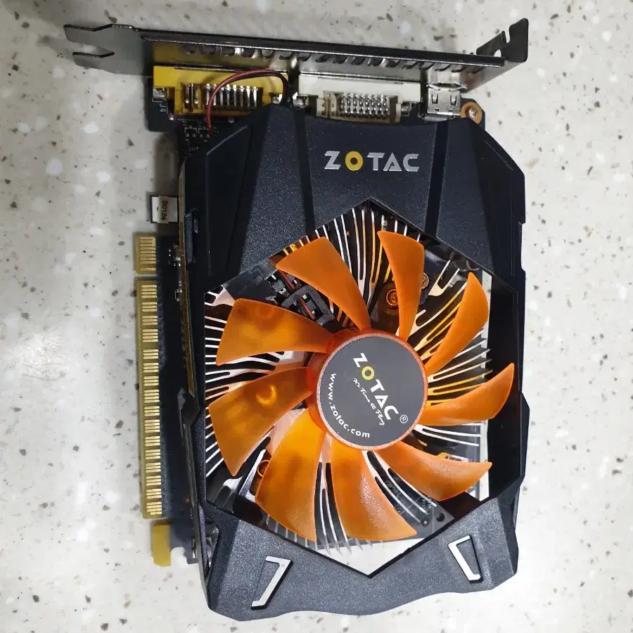 조탁 gtx750 무전원