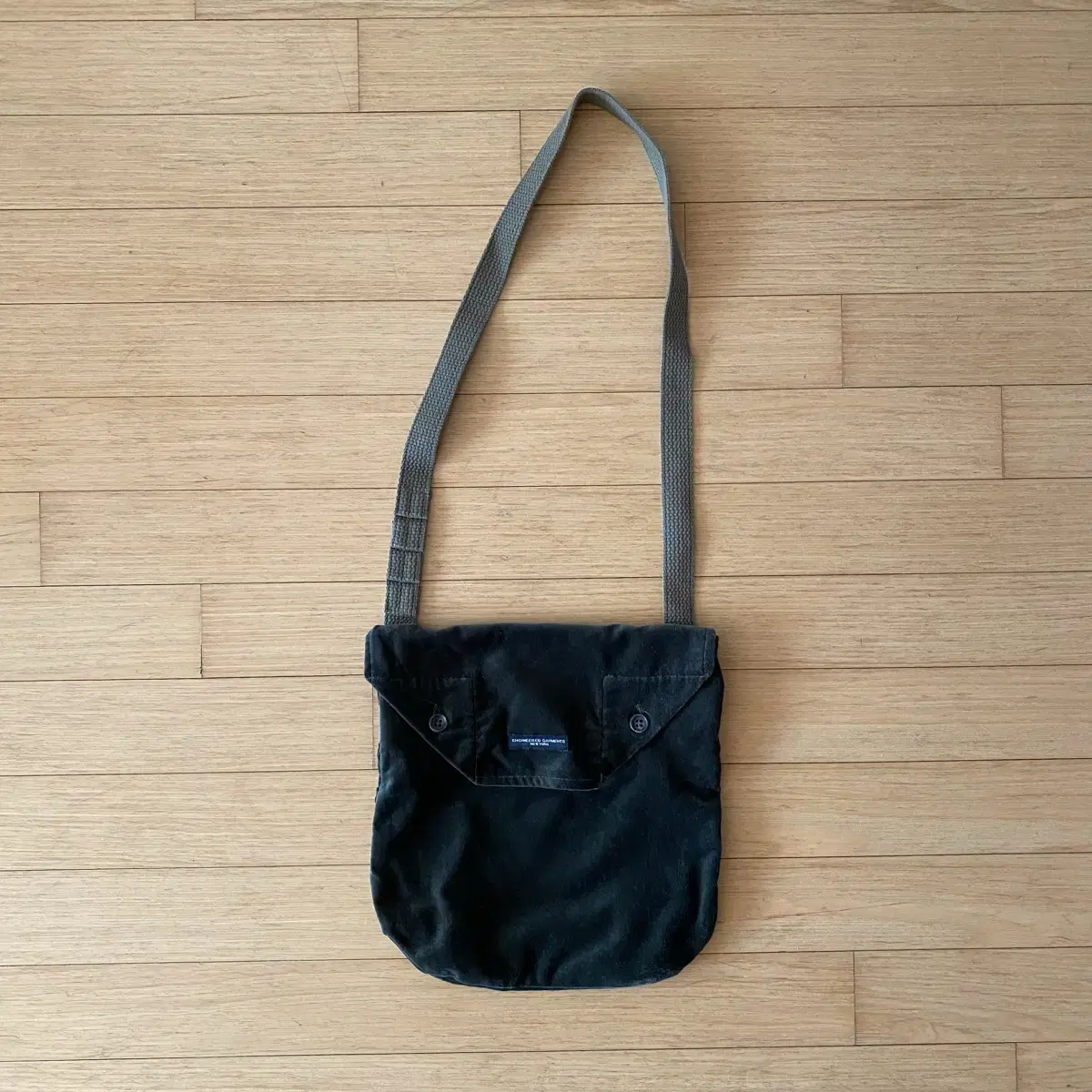 Engineered Garments Shoulder Pouch Velvet Green