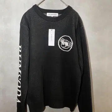 RUMSODA 베어 크루넥 니트 스웨터