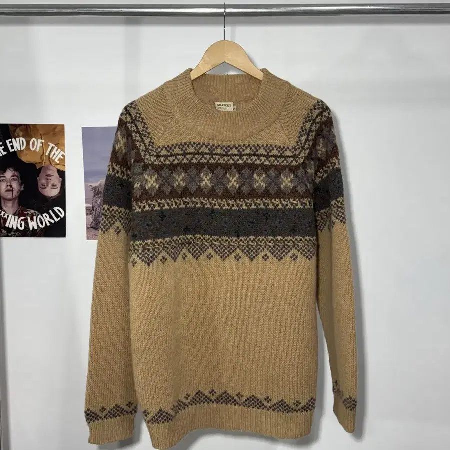 L/ Vintage Nordic beige Sweater /N41