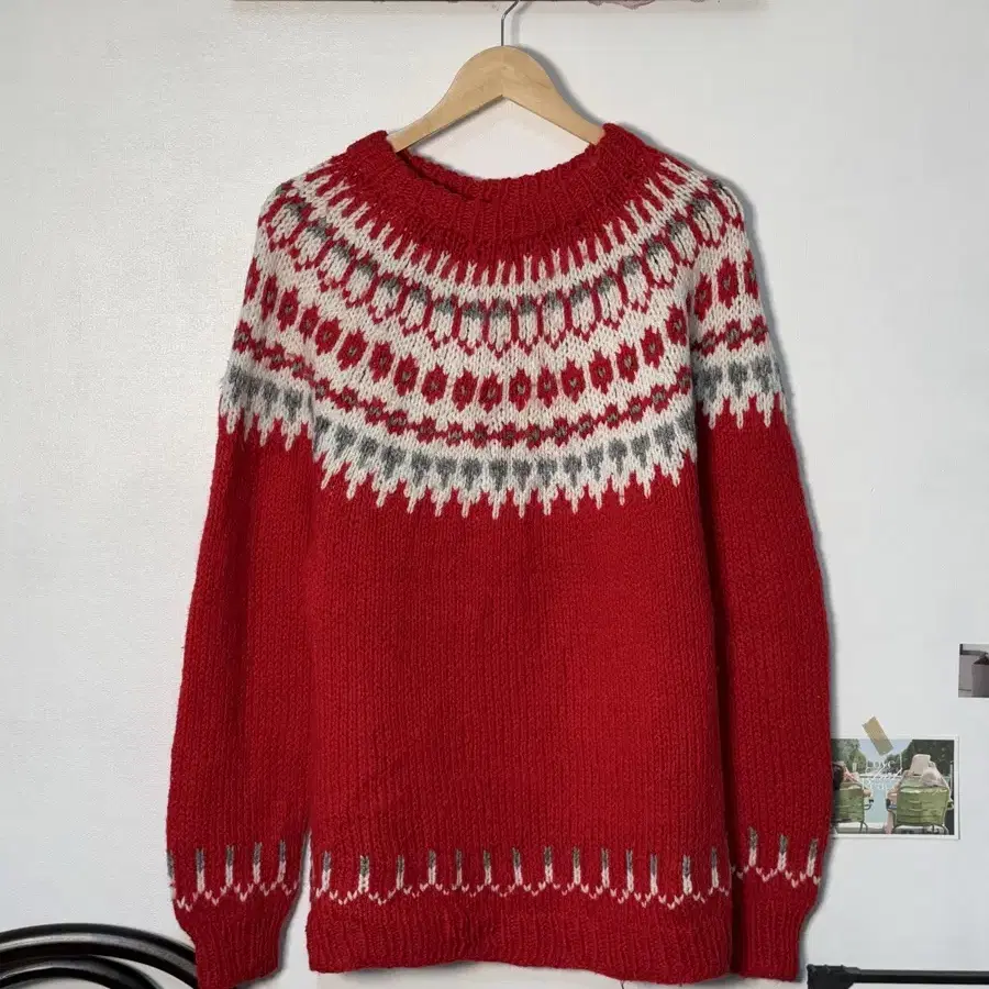 L/ Red Fair Isle Sweater/N47