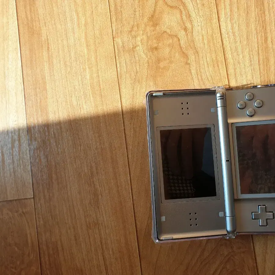 A급 닌텐도 DS Lite(DS 라이트) 팝니다