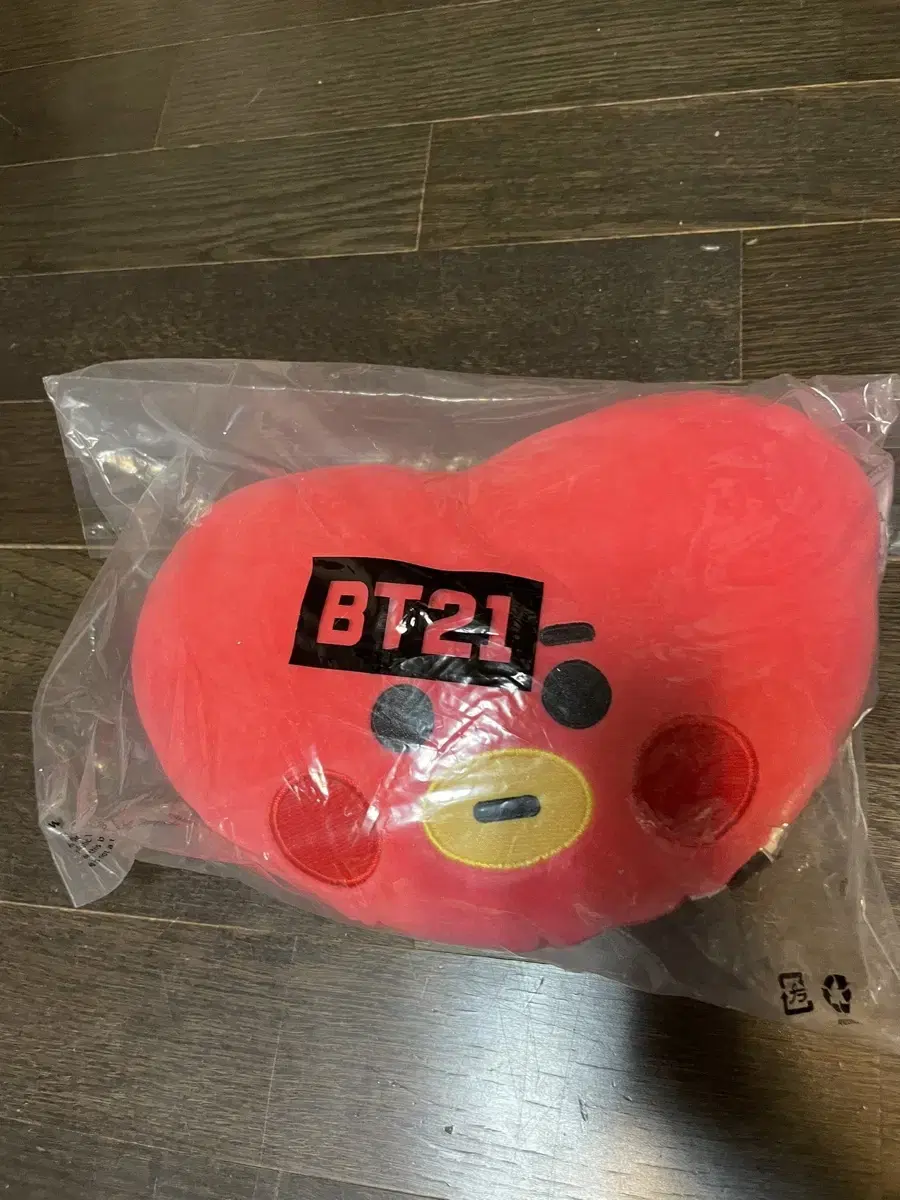 (미개봉)bt21 납작얼굴 쿠션(타타,치미,알제이)