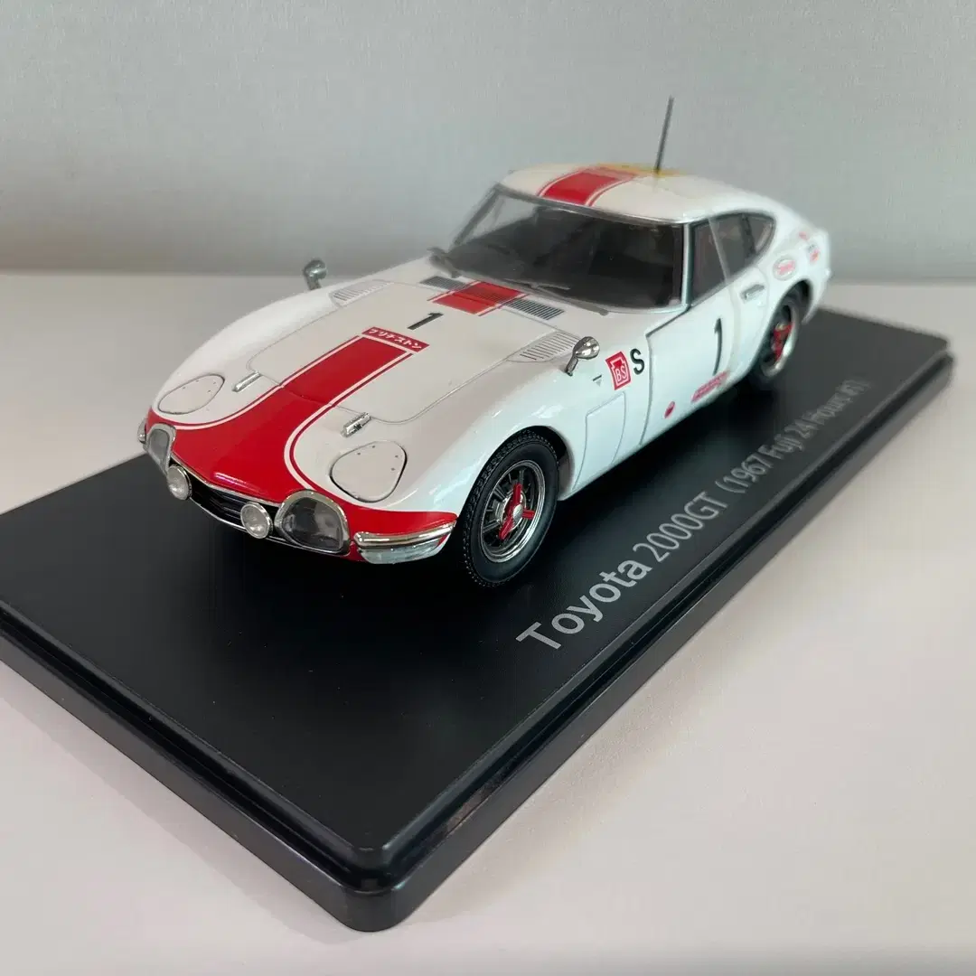 아셰트 토요타 2000GT 1/24 다이캐스트 한정판