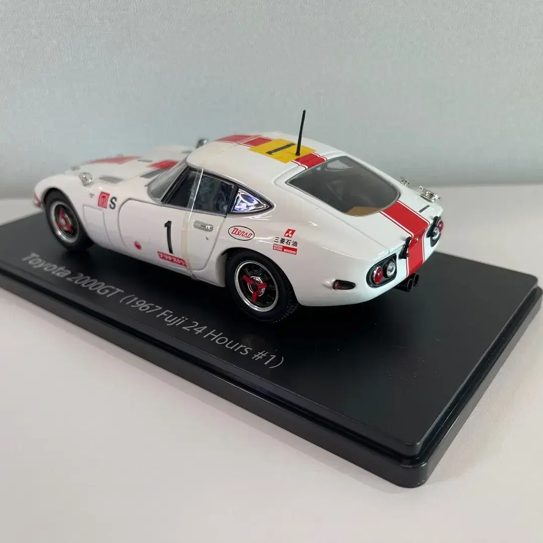 아셰트 토요타 2000GT 1/24 다이캐스트 한정판