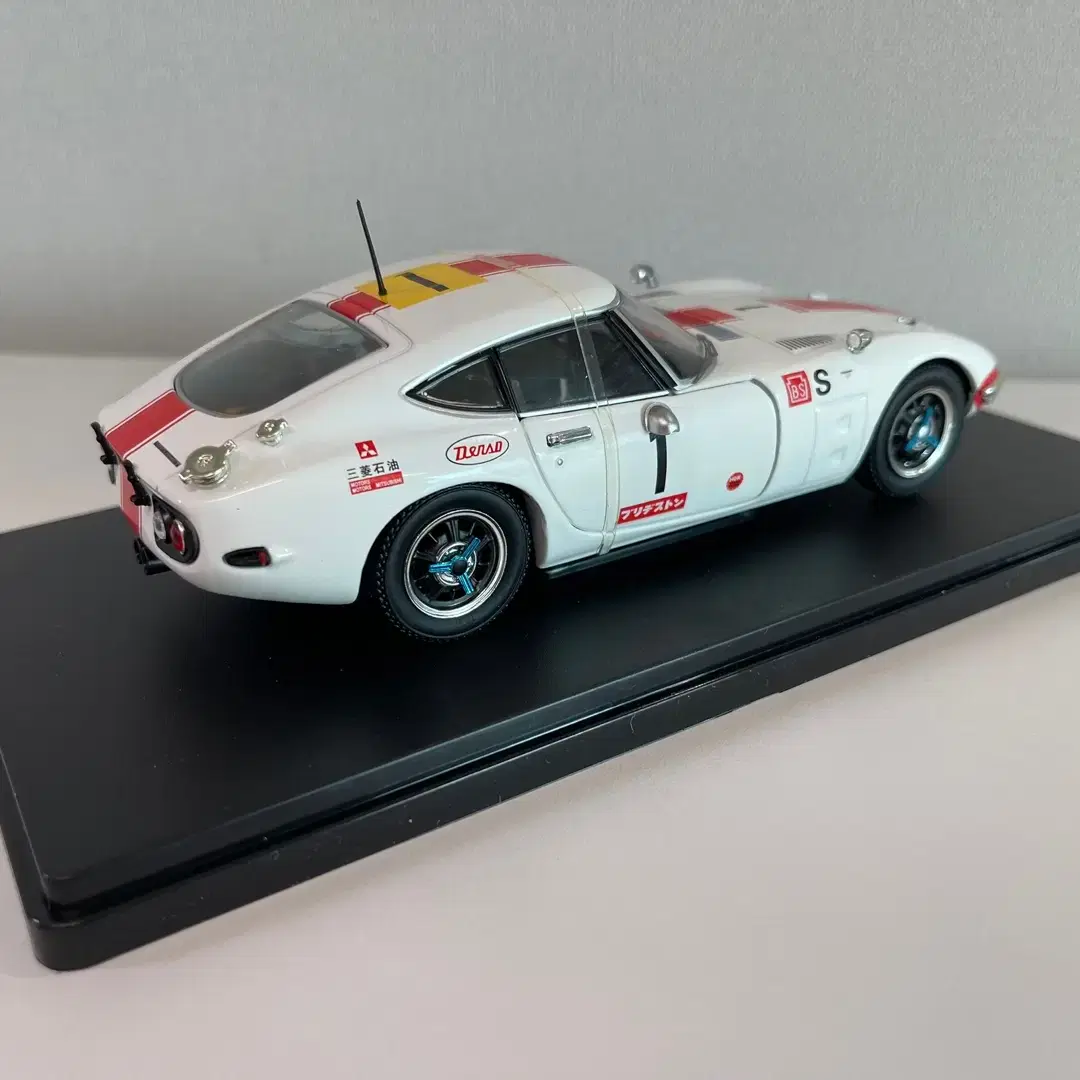 아셰트 토요타 2000GT 1/24 다이캐스트 한정판