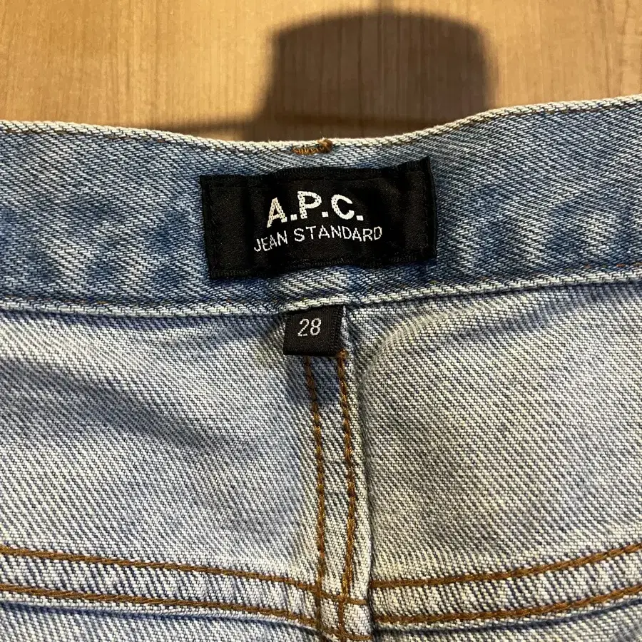 APC 아페쎄 / 진 스탠다드 / 라이트 블루 28size