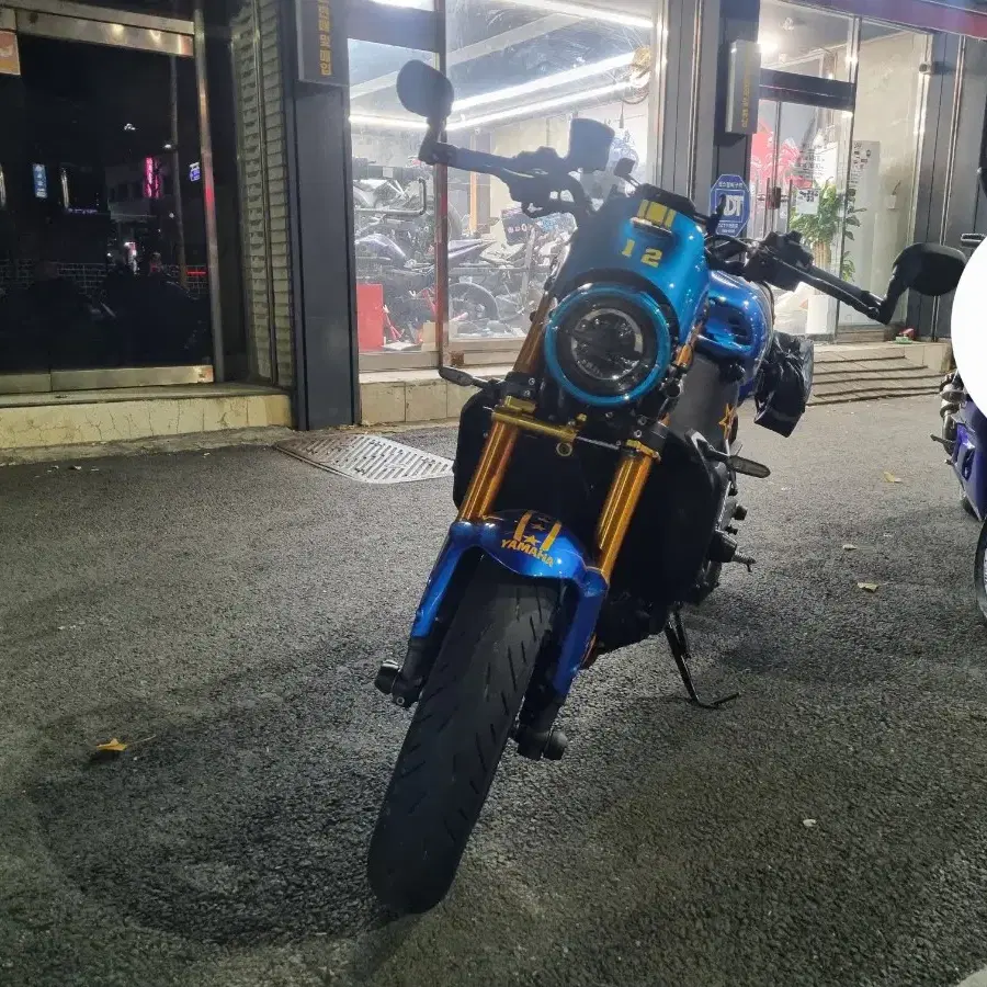 22년야마하 xsr900  블루판매