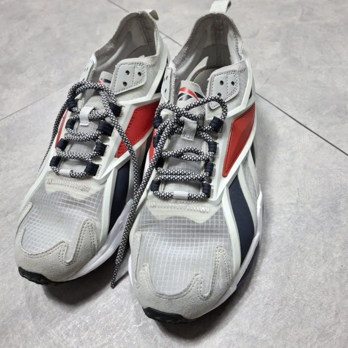 Reebok FX2132 Sneakers 250