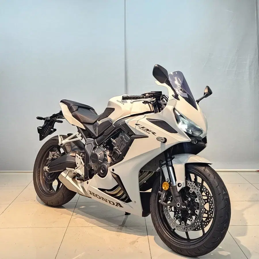 cbr650r[혼다]23년식랩핑차량 부산김해창원양산울산대구대전구미포항광주