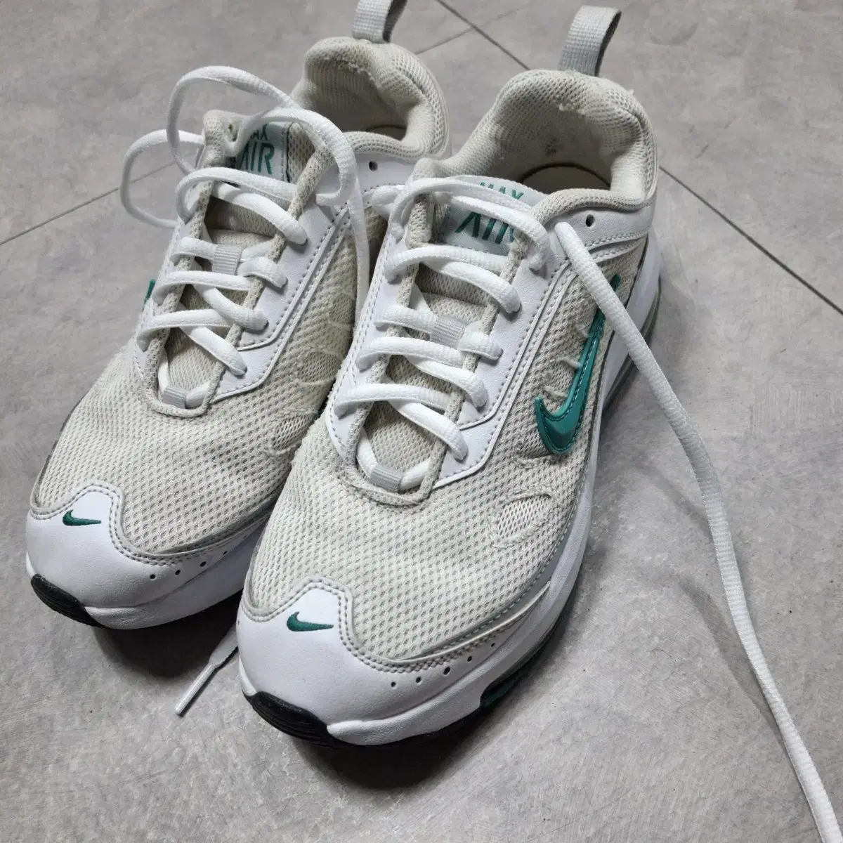 Nike W Air Max AP CU4870-105 (240)