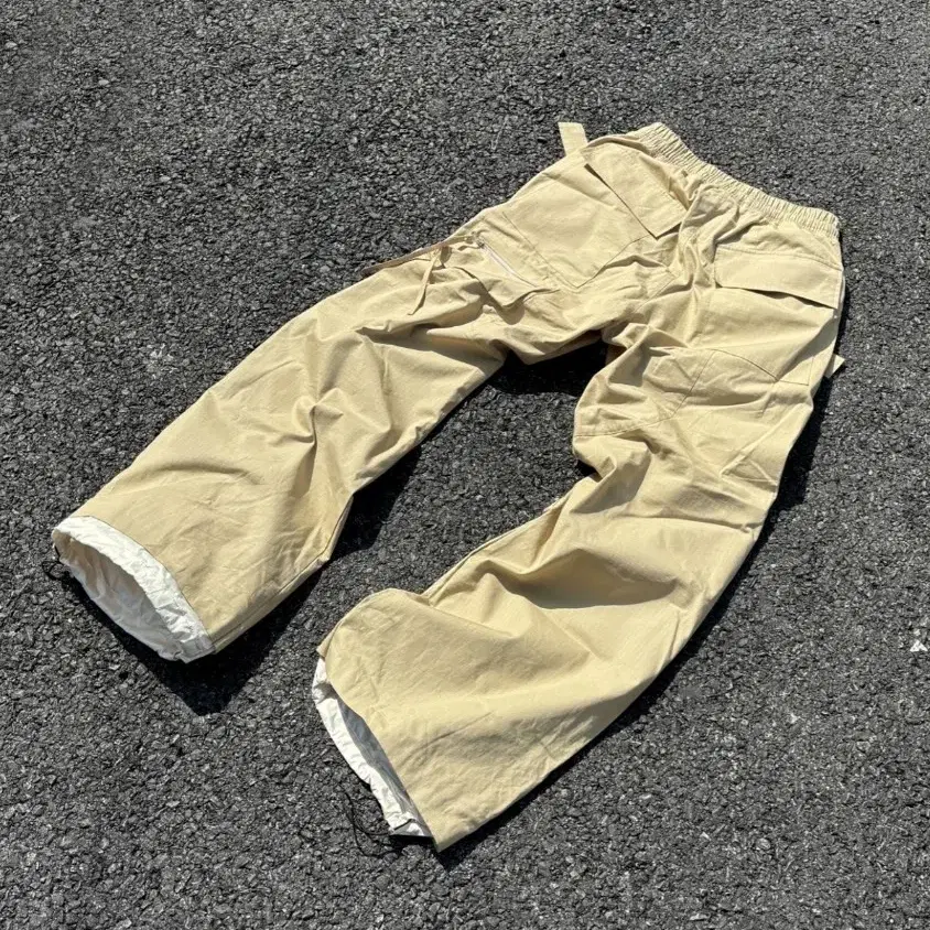 [wapworks] wide safety cargo pants beige