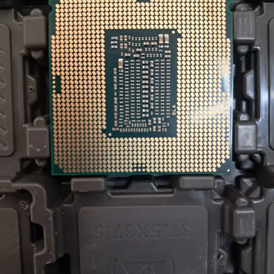 i7 9700 CPU 단품 판매합니다