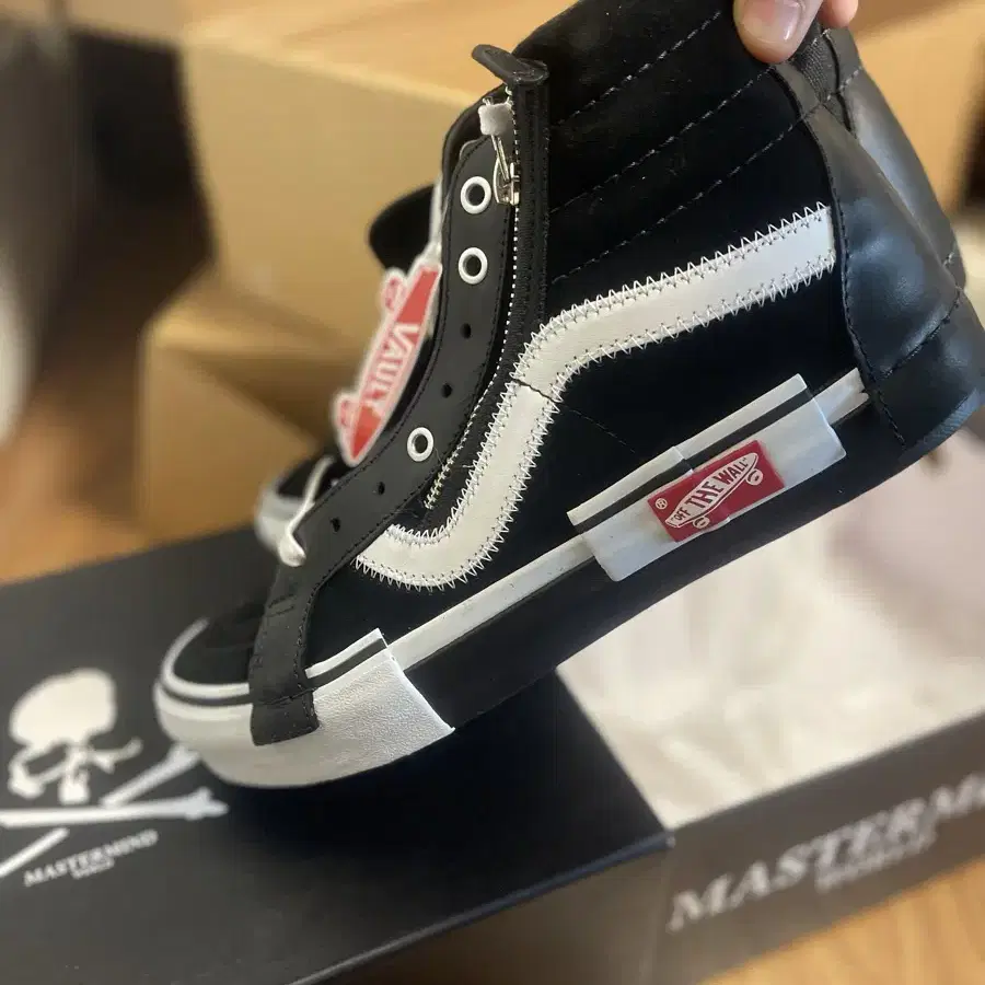 Vans Vault x Mastermind x END. Sk8-Hi Ca