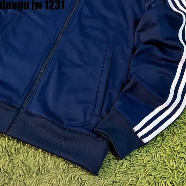 100 ADIDAS ZIPUP 아디다스 집업