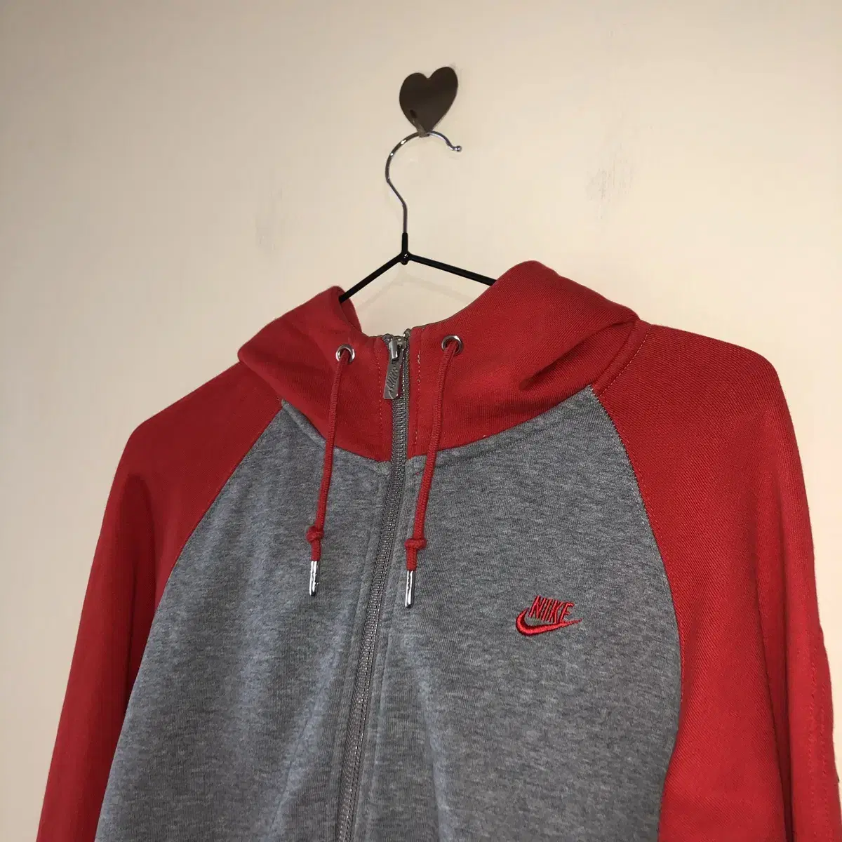 Vintage Nike red raglan hood zip up