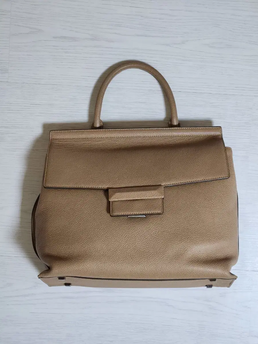 Dekke Leather Bag