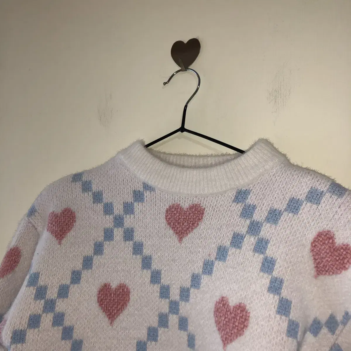 Vintage uncrushable heart knit