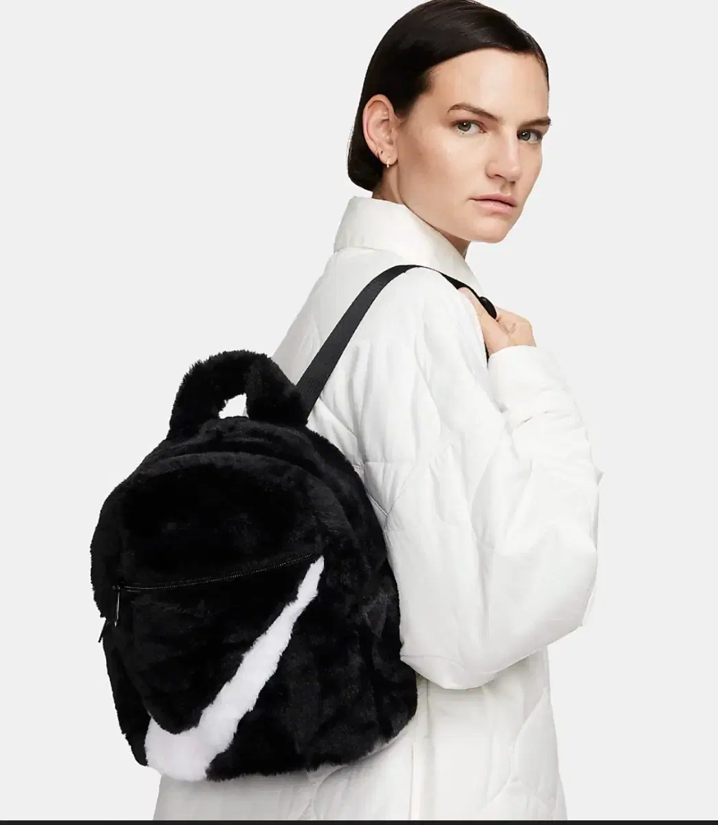 Nike Puchura 365 Faux Fur Mini Backpack in Black